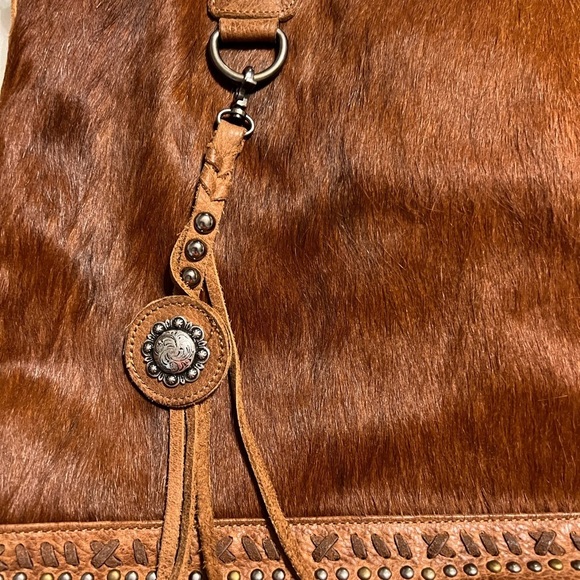 Delila leather cowhide western Purse - Picture 5 of 9